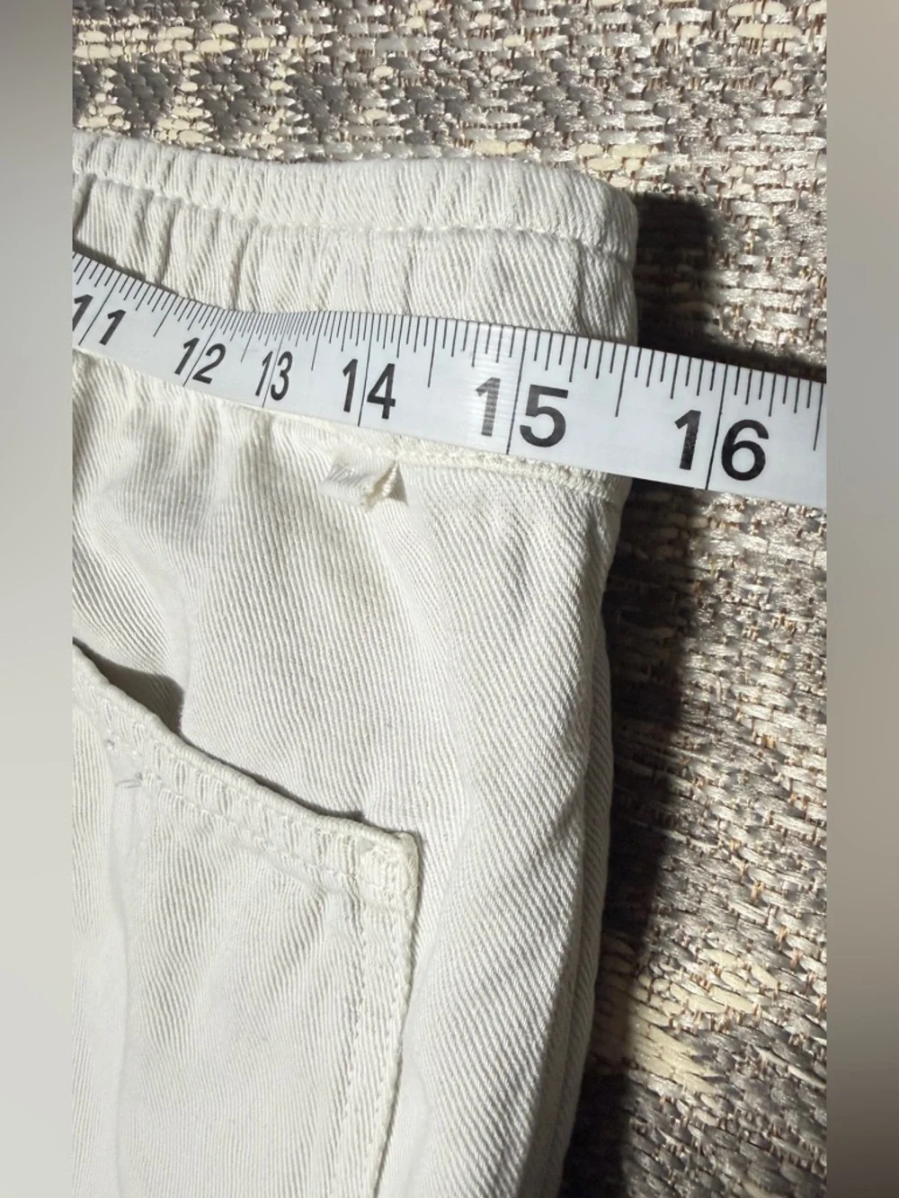 Zara cream Cropped Elastic-Waist Ankle Pants 75%cotton 25%linen.